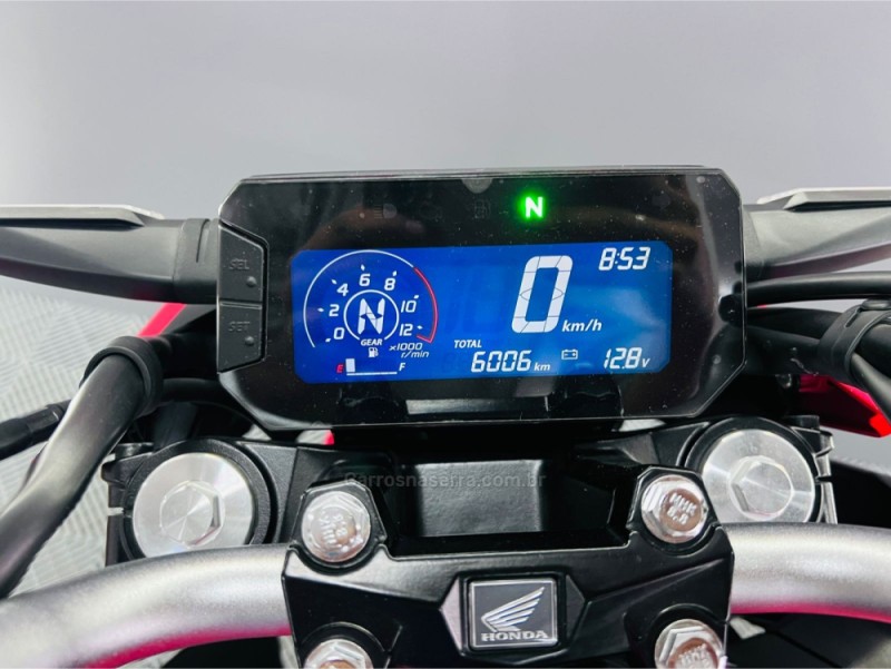 CB 300F TWISTER CBS - 2024 - CAMPO BOM