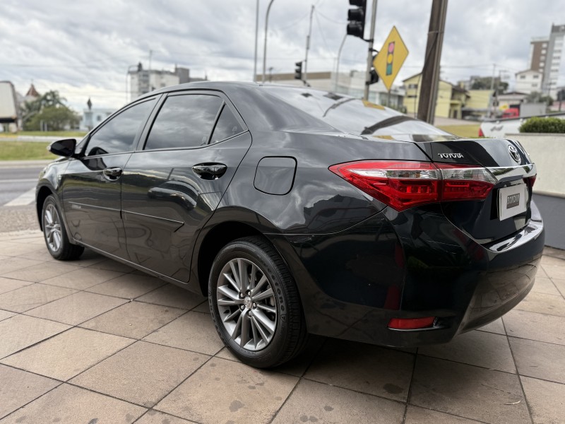 COROLLA 2.0 XEI 16V FLEX 4P AUTOMÁTICO - 2016 - FARROUPILHA