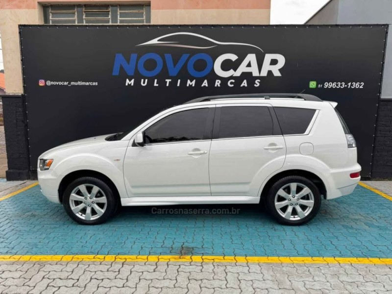 OUTLANDER 3.0 GT4 4X4 V6 24V GASOLINA 4P AUTOMÁTICO - 2013 - ESTâNCIA VELHA