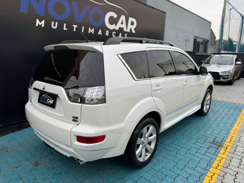 OUTLANDER 3.0 GT4 4X4 V6 24V GASOLINA 4P AUTOMÁTICO - 2013 - ESTâNCIA VELHA