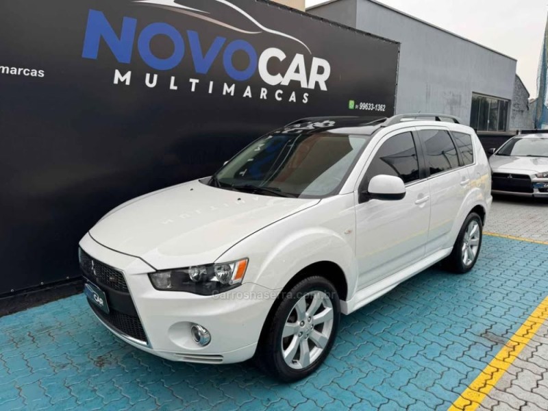 OUTLANDER 3.0 GT4 4X4 V6 24V GASOLINA 4P AUTOMÁTICO - 2013 - ESTâNCIA VELHA