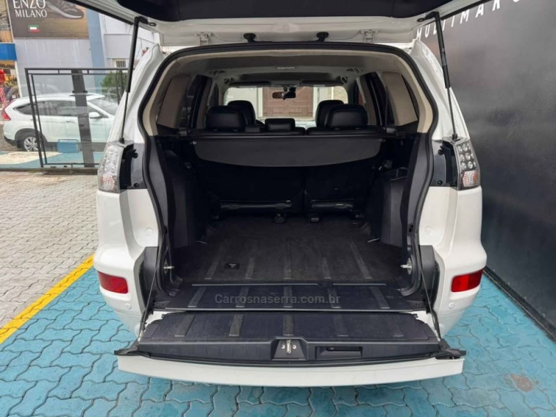 OUTLANDER 3.0 GT4 4X4 V6 24V GASOLINA 4P AUTOMÁTICO - 2013 - ESTâNCIA VELHA
