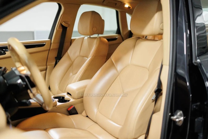 MACAN 3.0 S 24V V6 GASOLINA 4P AUTOMÁTICO - 2015 - PORTO ALEGRE