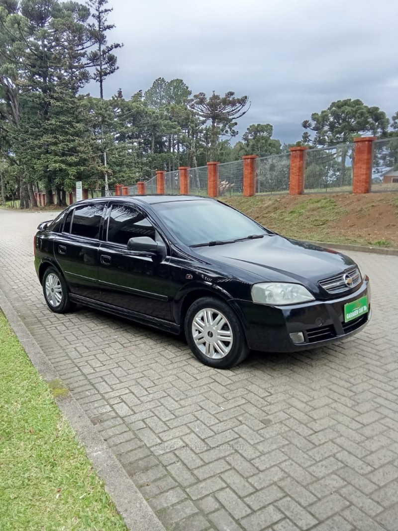 ASTRA 2.0 MPFI 8V GASOLINA 4P MANUAL - 2011 - CAXIAS DO SUL