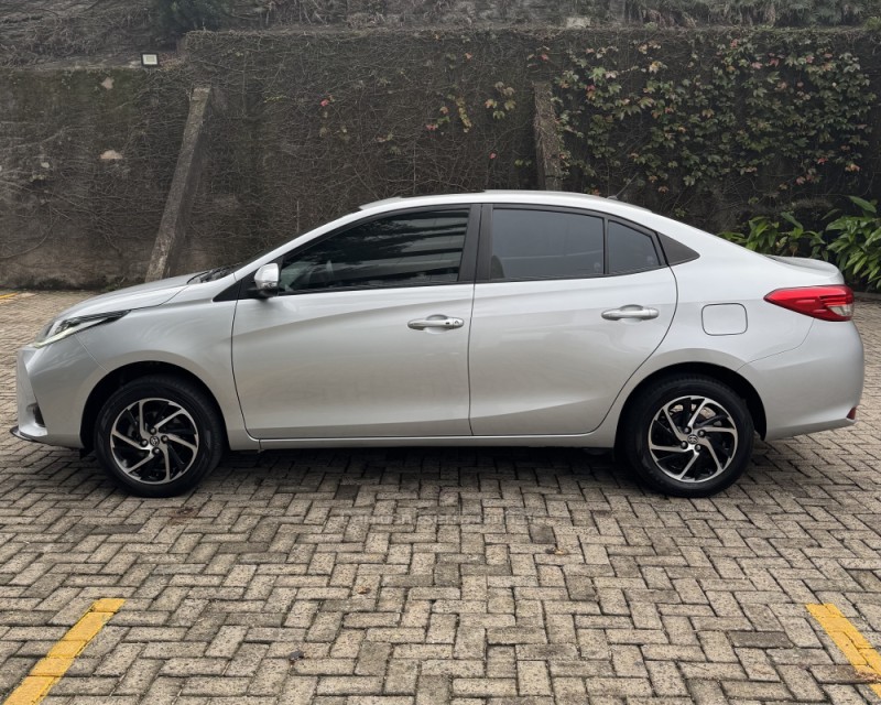YARIS 1.5 XLS SEDAN 16V FLEX 4P AUTOMÁTICO - 2023 - TAQUARA