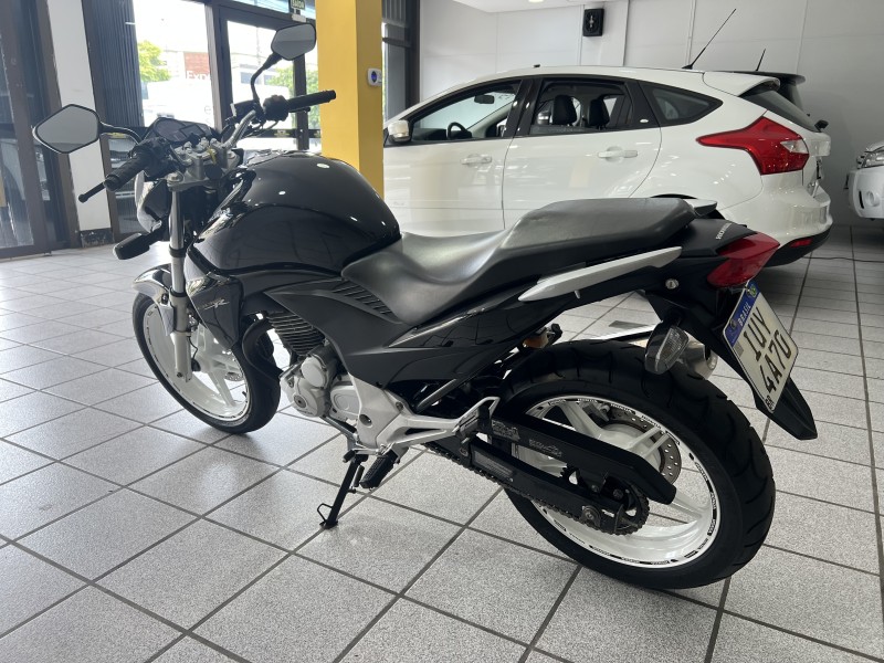 CB 300R ABS - 2014 - CAXIAS DO SUL