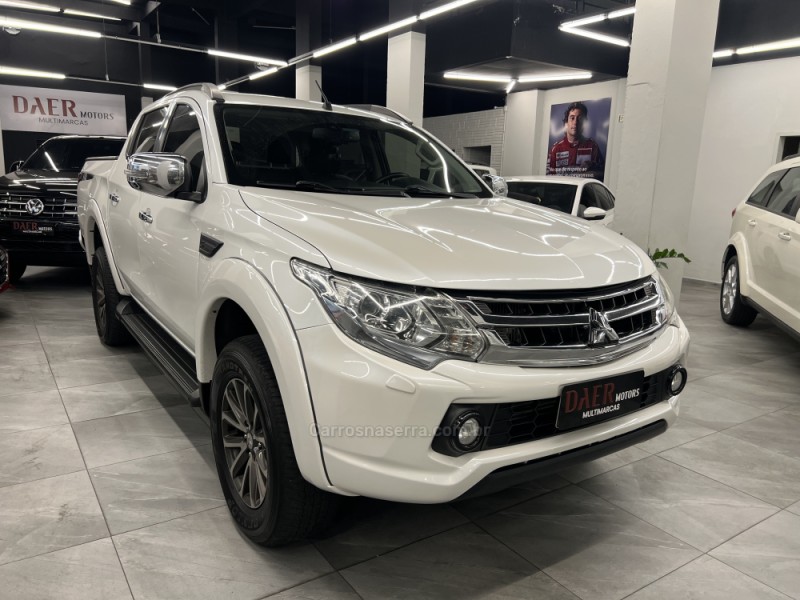 L200 TRITON 2.4 16V TURBO DIESEL SPORT HPE CD 4P 4X4 AUTOMÁTICO - 2020 - NOVO HAMBURGO