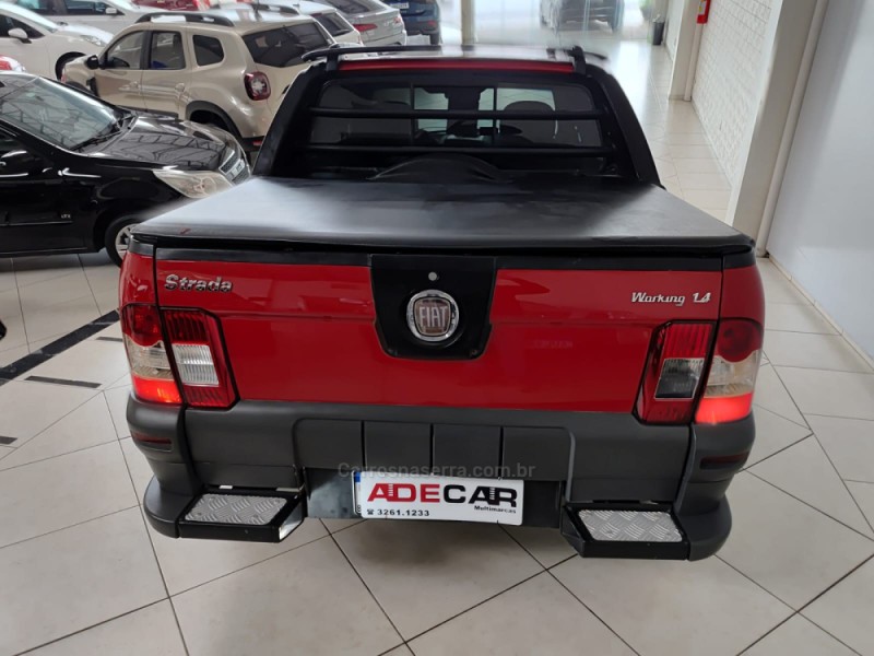 STRADA 1.4 MPI WORKING CD 8V CELEBRATION FLEX 2P MANUAL - 2013 - FARROUPILHA