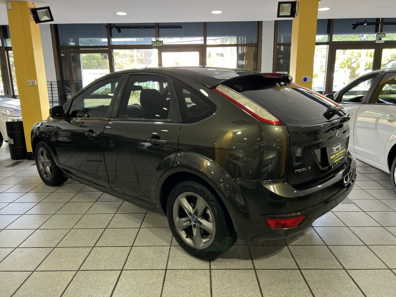 FOCUS 1.6 GLX 16V FLEX 4P MANUAL - 2012 - CAXIAS DO SUL