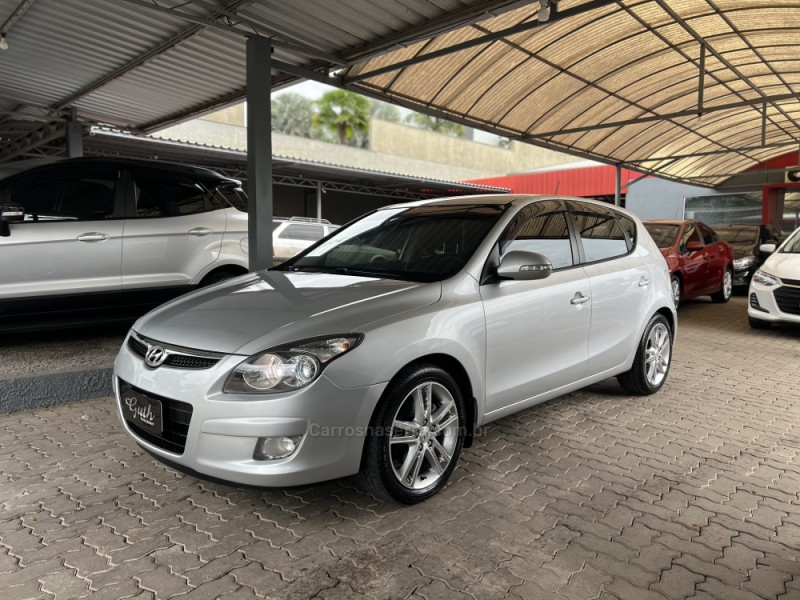 i30 2.0 mpi 16v gasolina 4p manual 2012 bom principio