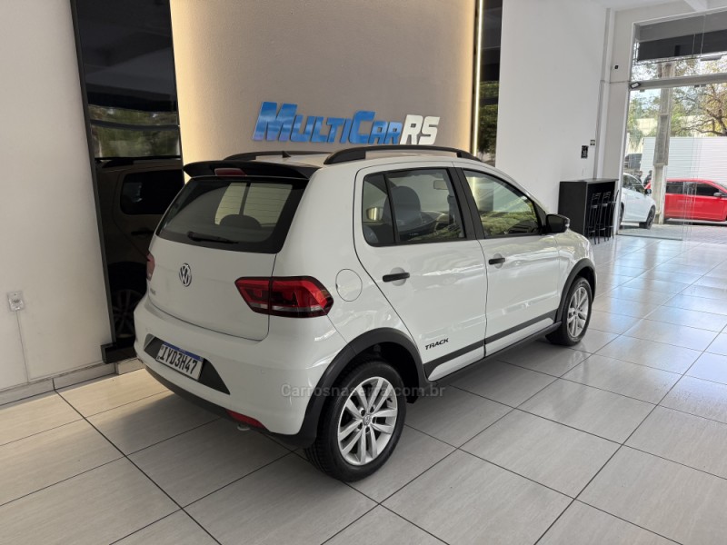 FOX 1.0 MPI TRACK 12V FLEX 4P MANUAL - 2018 - ESTâNCIA VELHA