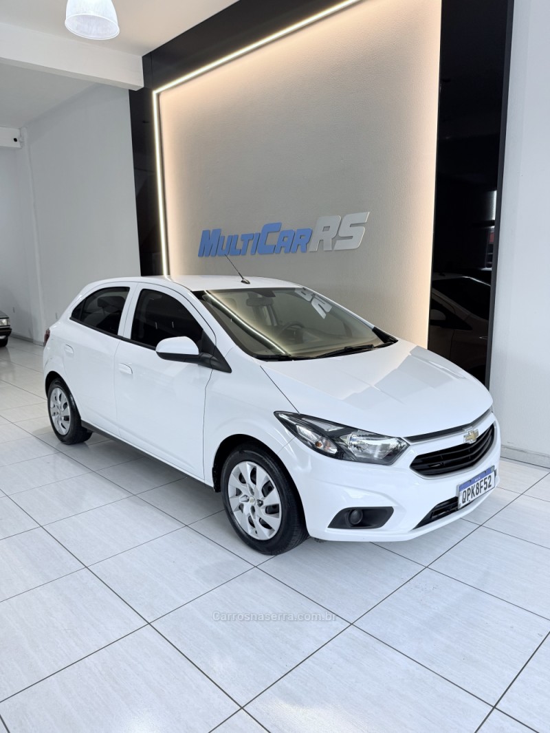 ONIX 1.0 LT PLUS 8V FLEX 4P MANUAL - 2019 - ESTâNCIA VELHA