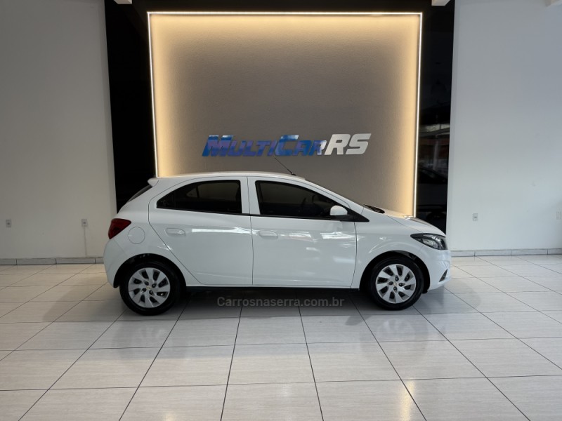 ONIX 1.0 LT PLUS 8V FLEX 4P MANUAL - 2019 - ESTâNCIA VELHA