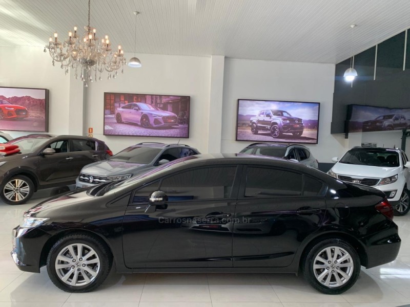 CIVIC 2.0 LXR 16V FLEX 4P AUTOMÁTICO - 2014 - NOVO HAMBURGO