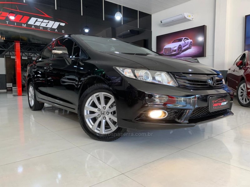 CIVIC 2.0 LXR 16V FLEX 4P AUTOMÁTICO - 2014 - NOVO HAMBURGO