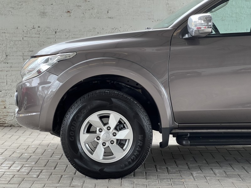 L200 TRITON 2.4 16V TURBO DIESEL SPORT HPE CD 4P 4X4 AUTOMÁTICO - 2018 - BENTO GONçALVES