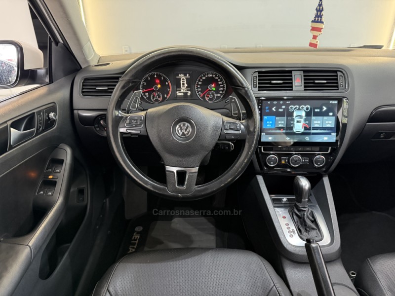 JETTA 2.0 COMFORTLINE FLEX 4P TIPTRONIC - 2013 - ESTâNCIA VELHA
