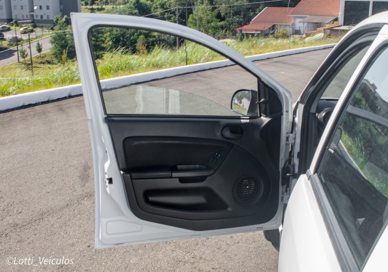 FIESTA 1.0 MPI 8V GASOLINA 4P MANUAL - 2013 - FARROUPILHA