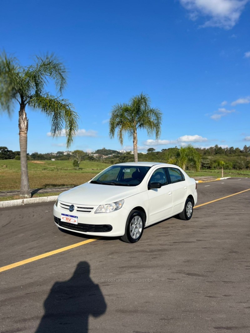 VOYAGE 1.0 I TREND 16V FLEX 4P MANUAL - 2011 - CARLOS BARBOSA