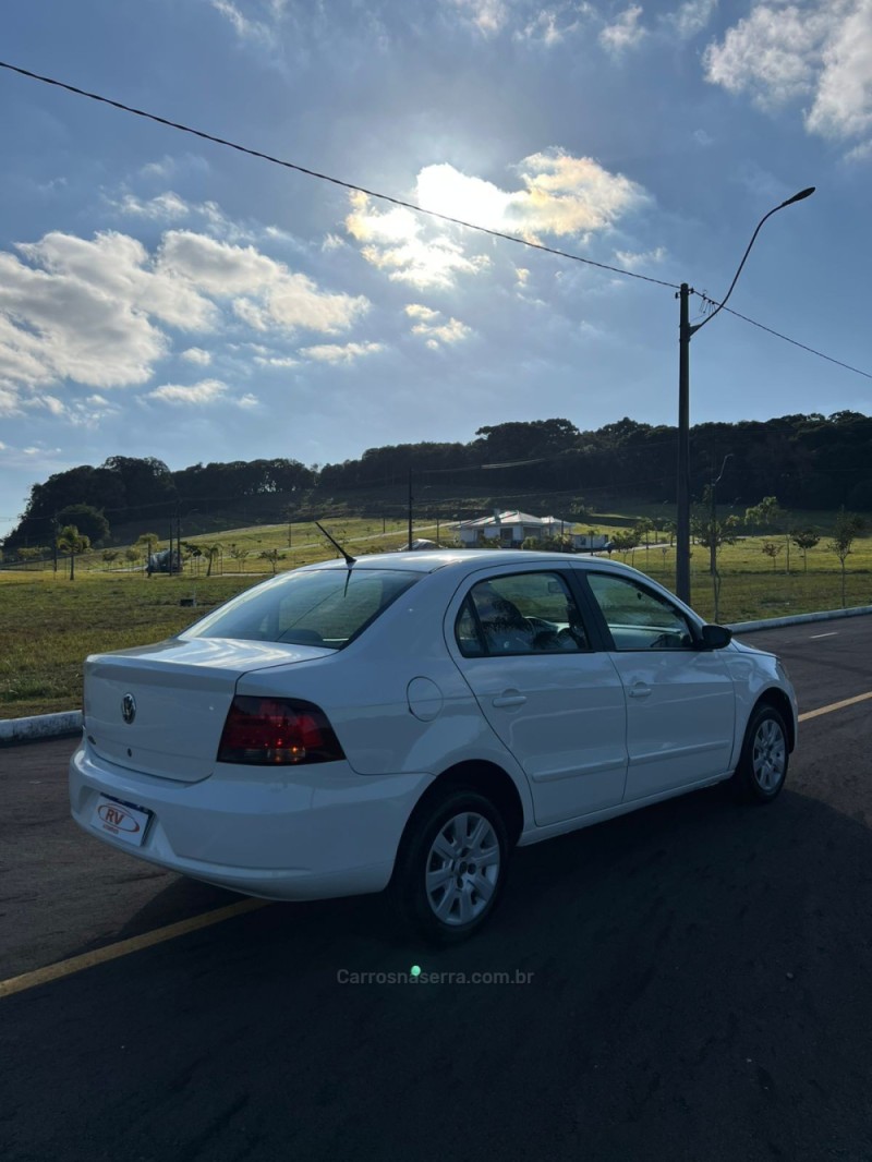 VOYAGE 1.0 I TREND 16V FLEX 4P MANUAL - 2011 - CARLOS BARBOSA
