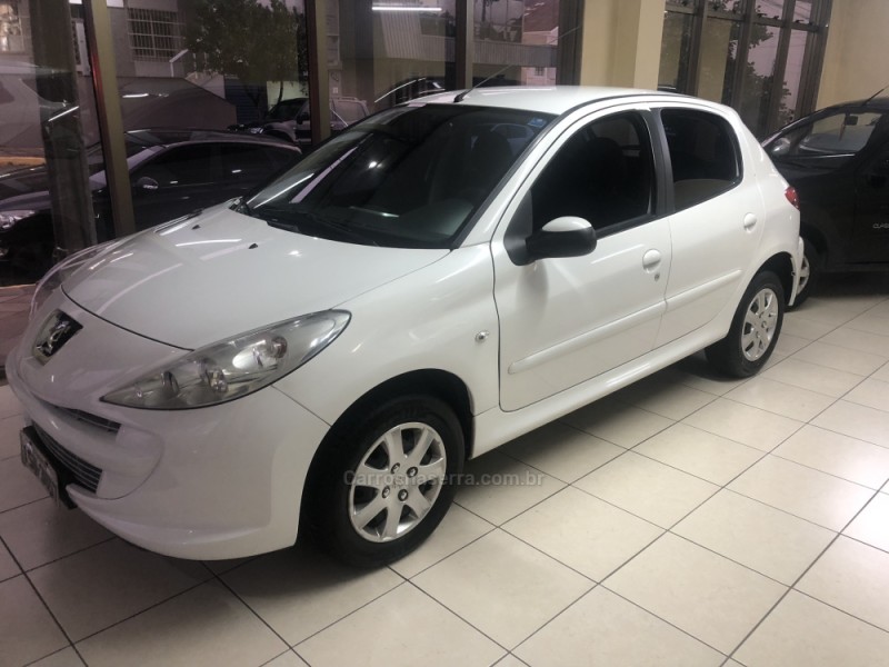 207 1.4 XR 8V FLEX 4P MANUAL - 2012 - FARROUPILHA