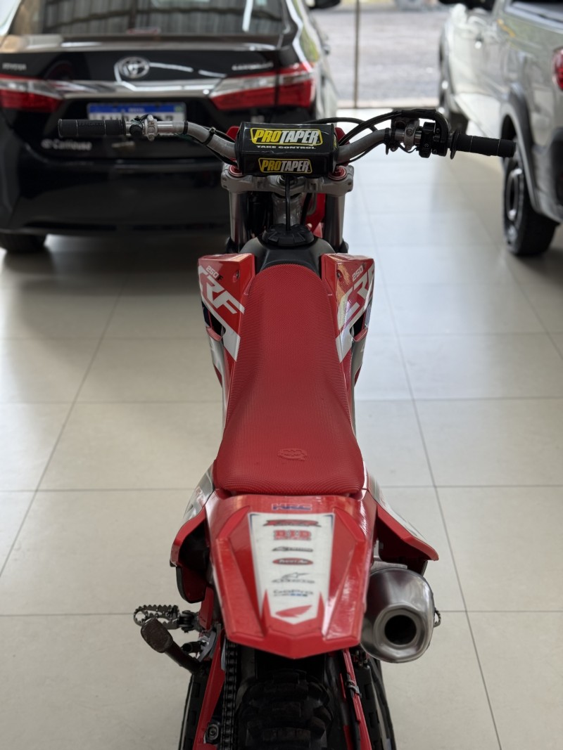 CRF 250F  - 2020 - FARROUPILHA