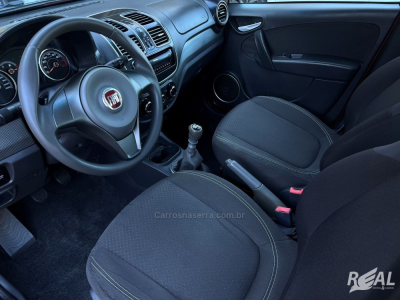 GRAND SIENA 1.4 MPI ATTRACTIVE 8V FLEX 4P MANUAL - 2015 - SAPIRANGA