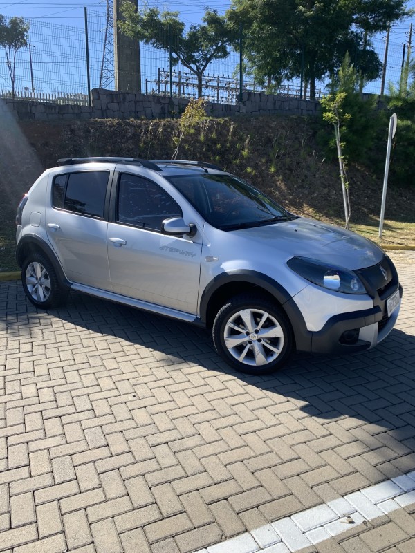 SANDERO 1.6 STEPWAY 16V FLEX 4P MANUAL - 2014 - CAXIAS DO SUL