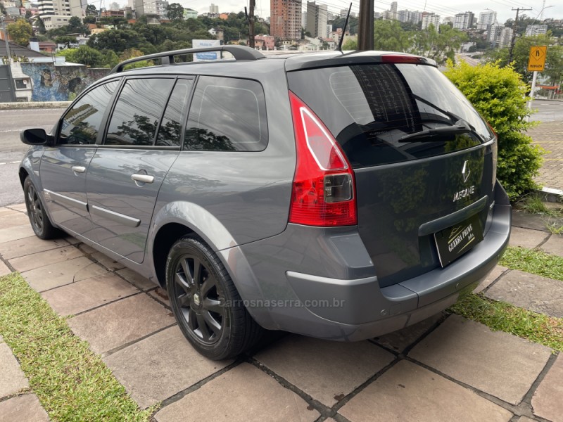 MÉGANE 1.6 DYNAMIQUE GRAND TOUR 16V FLEX 4P MANUAL - 2013 - CAXIAS DO SUL