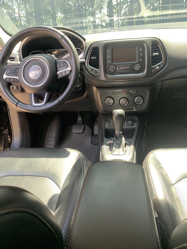 COMPASS 2.0 16V FLEX SPORT AUTOMÁTICO - 2017 - CAXIAS DO SUL