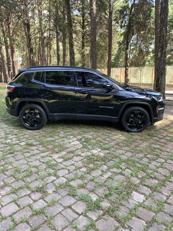 COMPASS 2.0 16V FLEX SPORT AUTOMÁTICO - 2017 - CAXIAS DO SUL