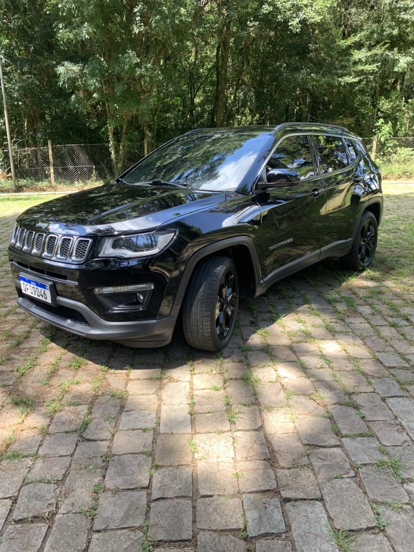 COMPASS 2.0 16V FLEX SPORT AUTOMÁTICO - 2017 - CAXIAS DO SUL
