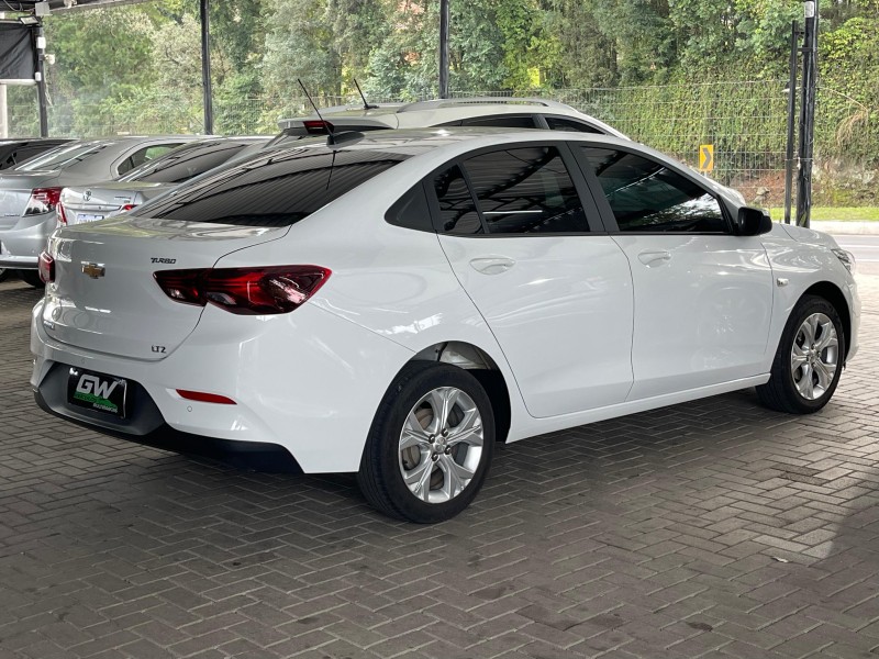 ONIX 1.0	LTZ PLUS 8V TURBO FLEX 4P AUTOMÁTICO - 2024 - CAXIAS DO SUL