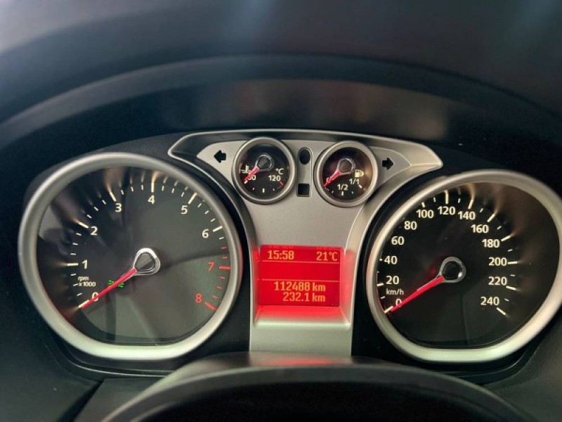 FOCUS 2.0 GLX 16V GASOLINA 4P MANUAL - 2013 - CAXIAS DO SUL