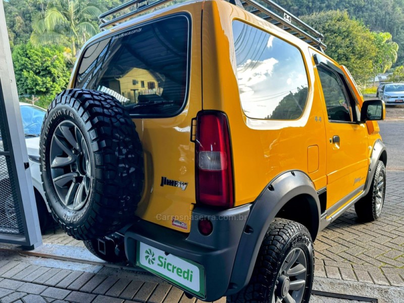 JIMNY 1.3 4SPORT 4X4 16V GASOLINA 2P MANUAL - 2018 - TRêS COROAS