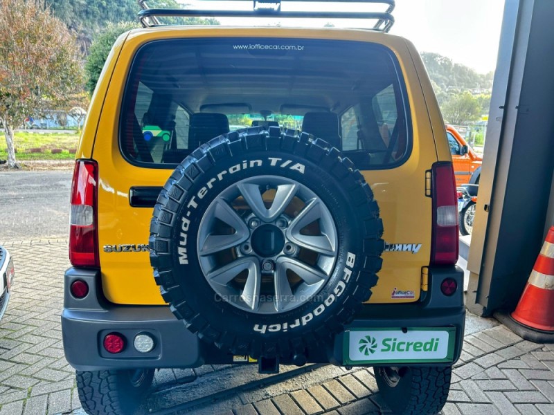 JIMNY 1.3 4SPORT 4X4 16V GASOLINA 2P MANUAL - 2018 - TRêS COROAS