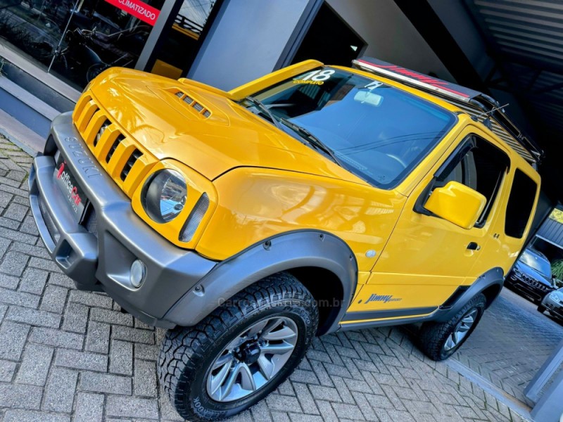 JIMNY 1.3 4SPORT 4X4 16V GASOLINA 2P MANUAL - 2018 - TRêS COROAS