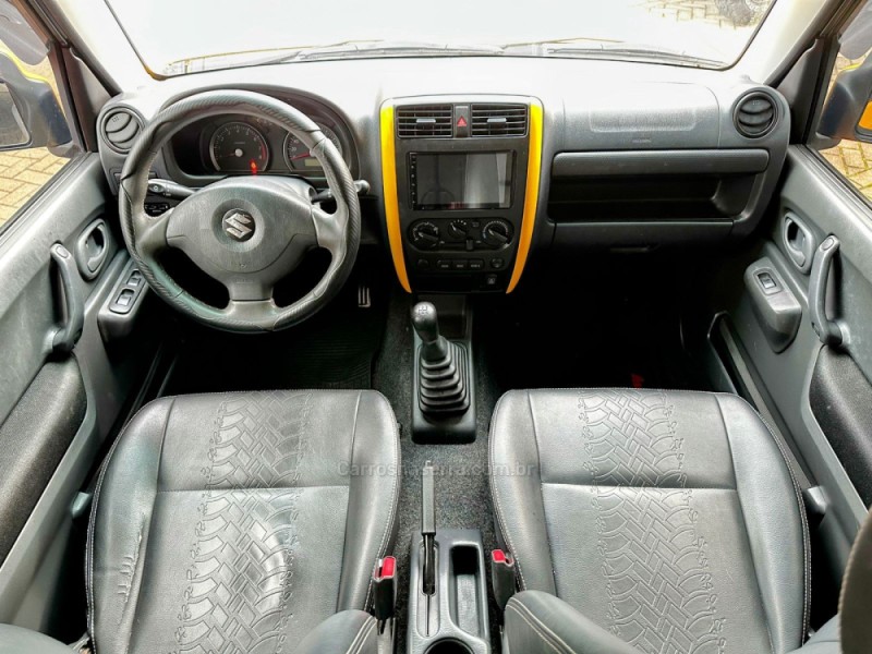 JIMNY 1.3 4SPORT 4X4 16V GASOLINA 2P MANUAL - 2018 - TRêS COROAS