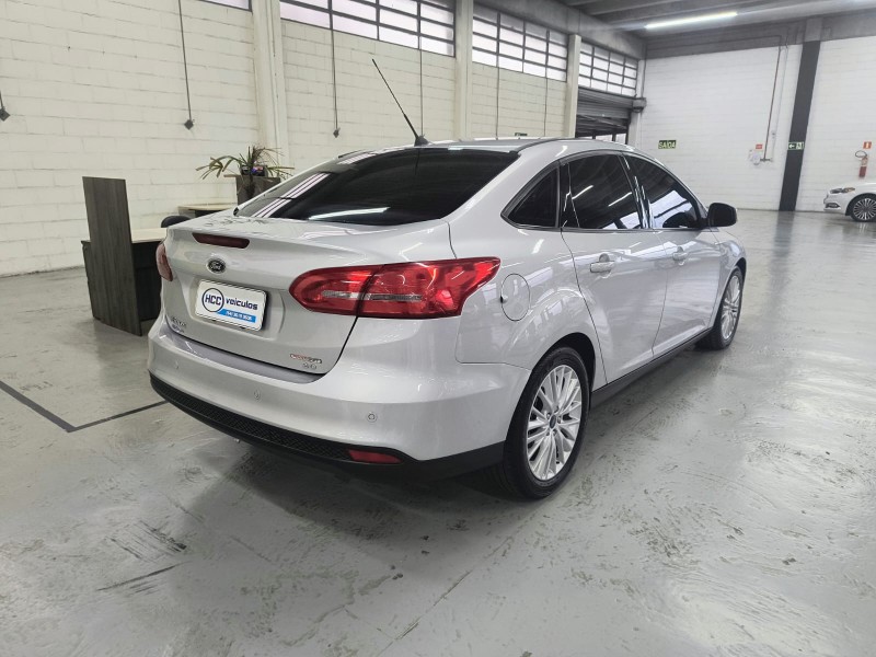 FOCUS 2.0 SE PLUS SEDAN 16V FLEX 4P AUTOMÁTICO - 2016 - CAXIAS DO SUL