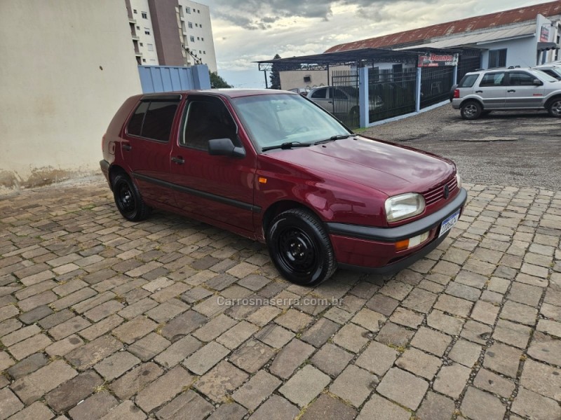 GOLF 1.8 MI GL 8V GASOLINA 4P MANUAL - 1995 - VERANóPOLIS