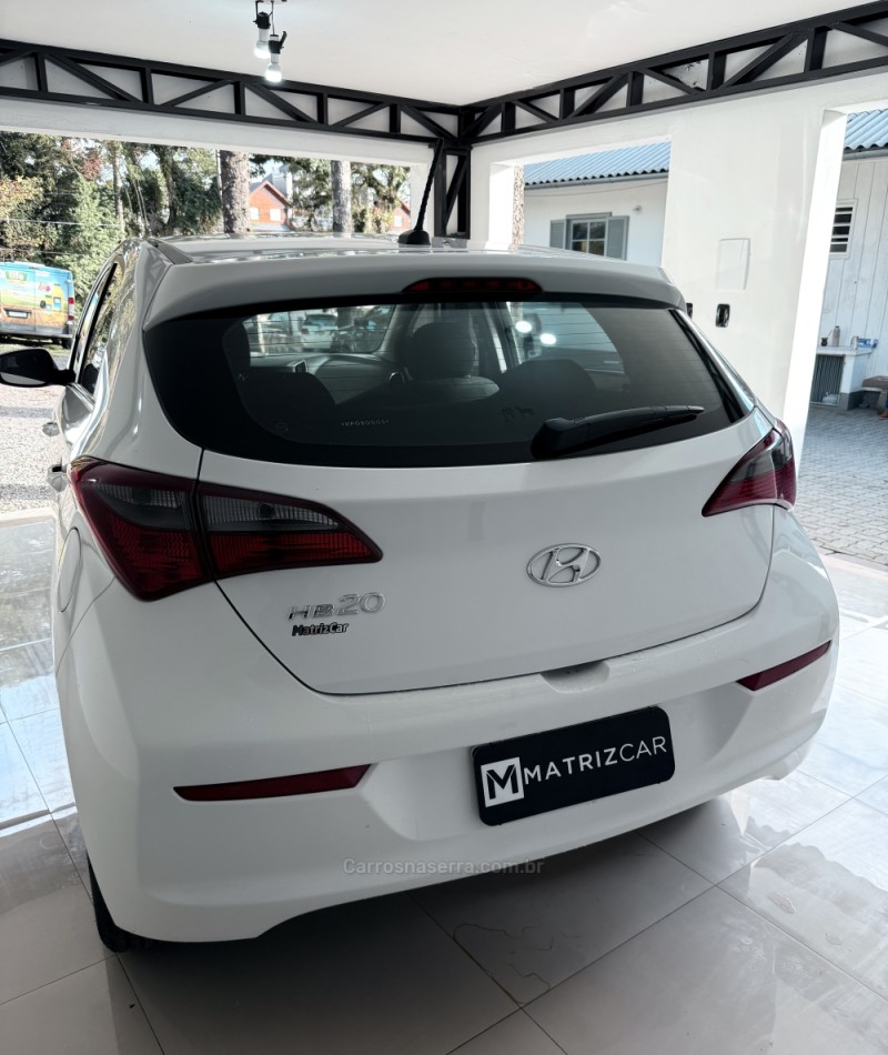 HB20 1.0 COMFORT 12V FLEX 4P MANUAL - 2019 - CANELA