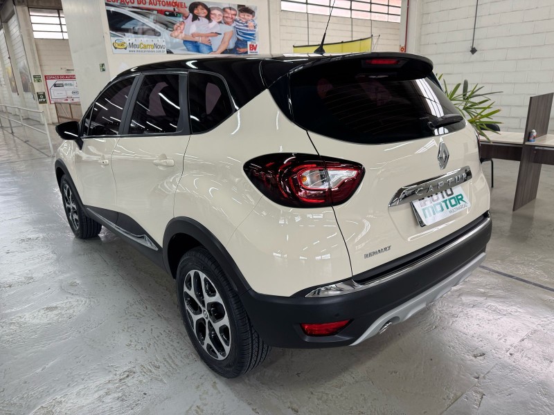 CAPTUR 1.6 LIFE 16V FLEX 4P AUTOMÁTICO - 2021 - CAXIAS DO SUL