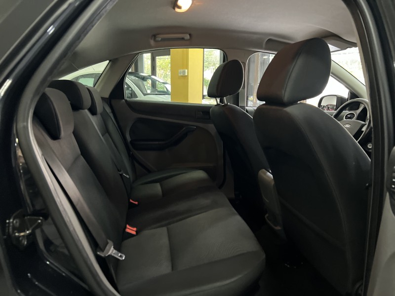 FOCUS 1.6 GLX 8V FLEX 4P MANUAL - 2013 - CAXIAS DO SUL