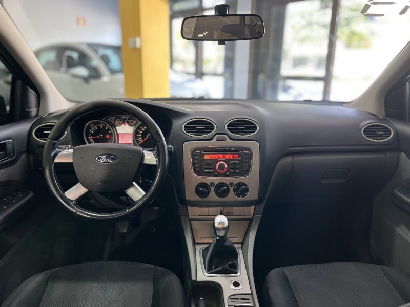 FOCUS 1.6 GLX 8V FLEX 4P MANUAL - 2013 - CAXIAS DO SUL