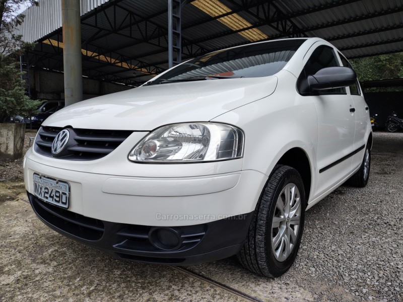 FOX 1.0 MI 8V FLEX 4P MANUAL - 2008 - CAXIAS DO SUL