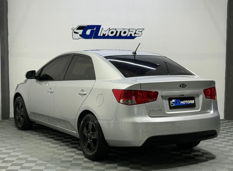 CERATO 1.6 EX3 SEDAN 16V GASOLINA 4P MANUAL - 2010 - NOVO HAMBURGO