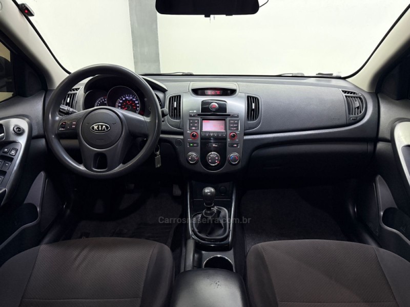 CERATO 1.6 EX3 SEDAN 16V GASOLINA 4P MANUAL - 2010 - NOVO HAMBURGO
