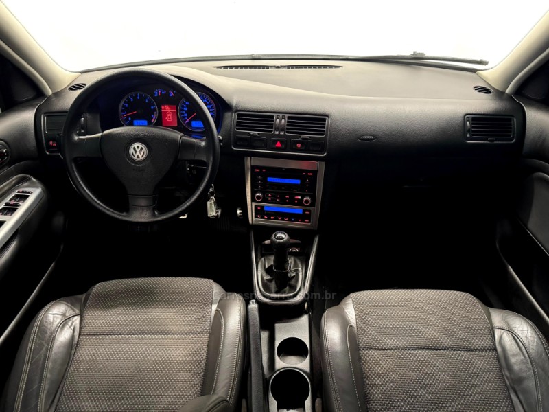GOLF 1.6 MI SPORTLINE 8V FLEX 4P MANUAL - 2011 - CASCA