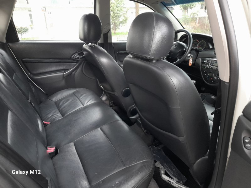 FOCUS 2.0 GHIA 16V FLEX 4P MANUAL - 2007 - FARROUPILHA