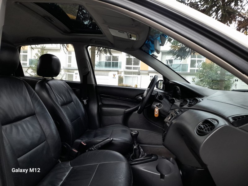 FOCUS 2.0 GHIA 16V FLEX 4P MANUAL - 2007 - FARROUPILHA